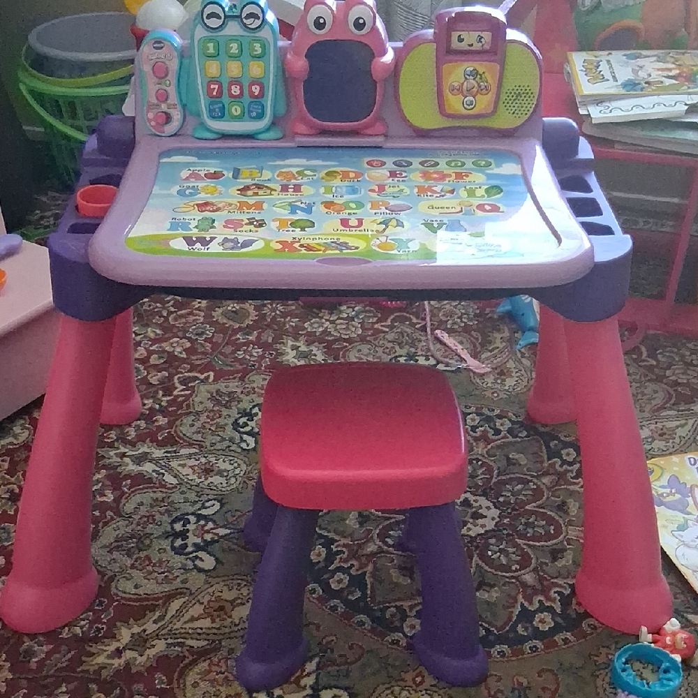 VTech Touch & Learn 3in1 Deluxe Activity Desk